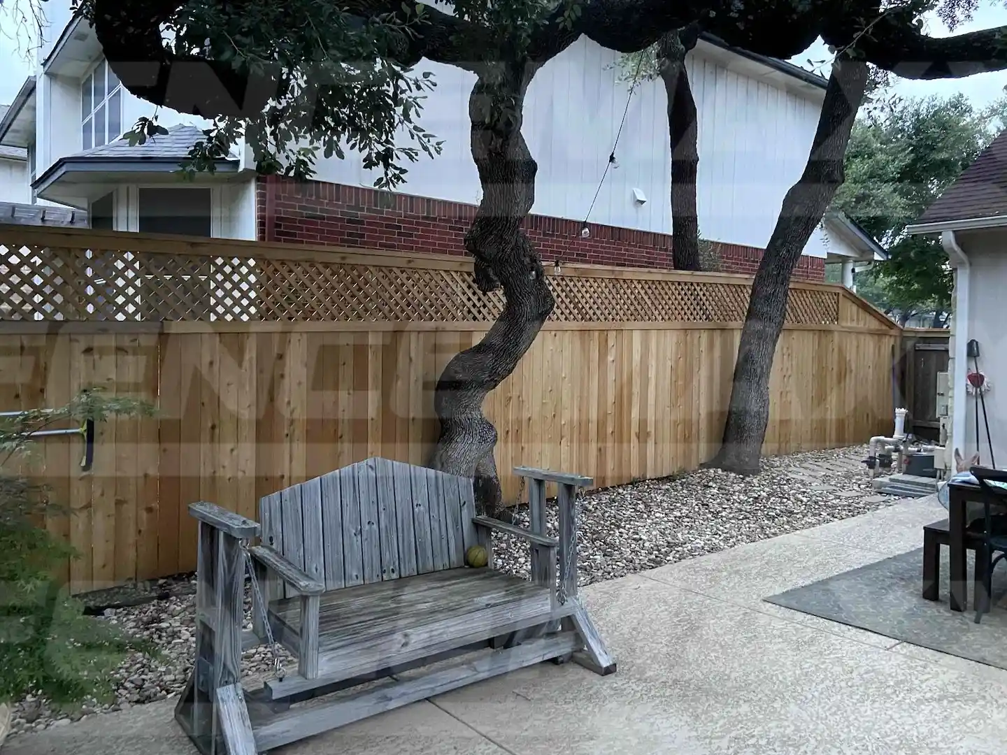 Cedar fence with lattice accent